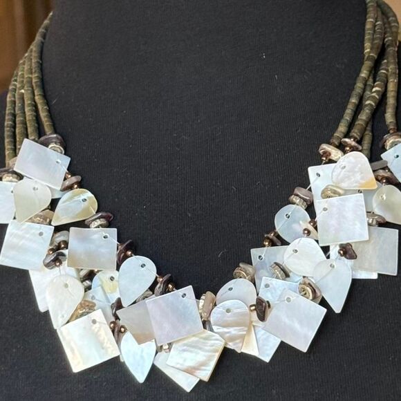 Unbranded Women's Cream Jewellery - Picture 3 of 4